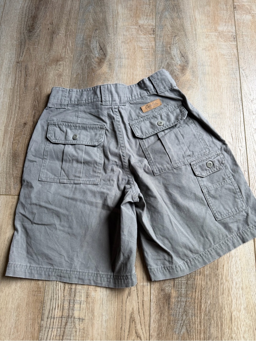 Cabela's Cargo Shorts with Multiple Pockets women’s size 4